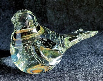 Controlled Bubble Clear Art Glass Bird Sculpture Paperweight