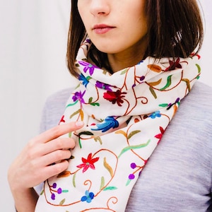Cream Floral Silk embroidered wool Scarf pashmina Shawl Stole women wrap  28x80”inches