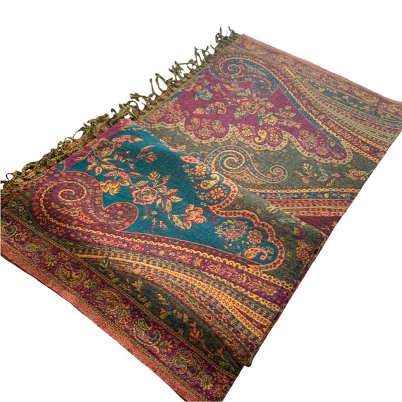 Paisley bed throw hotsell