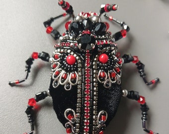 3d brooch,mothers day jewelry,Beaded bug brooch, Bead embroidered flying insect brooch, Black red brooc