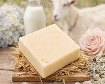 Savon au lait de chèvre et à la rose et à l'hortensia - Fait main avec du beurre de karité
