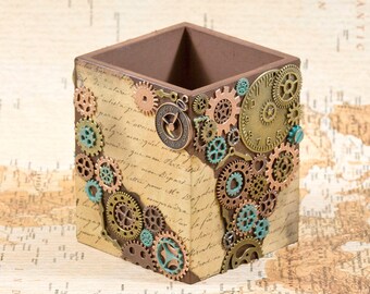 Steampunk pencil holder great gift for brother, boyfriend, husband, engineer or a nerd in your life | Victorian look with gears and cogs