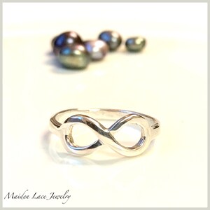 Sterling silver infinity ring