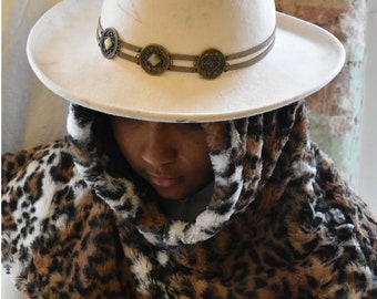 Snuggle Up in Style #cozyhood #gift #faux Fur