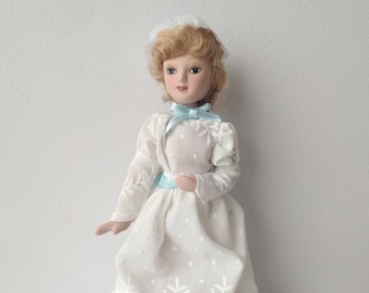 Handcrafted porcelain doll - Verena Tarrent (Henry James "The Bostonians")14 dolls ladies era literary works history books movies