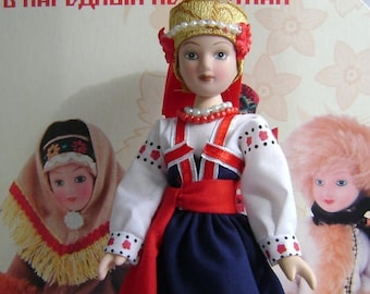 Vladimir Province Russia N42 Porcelain doll handmade in national costume