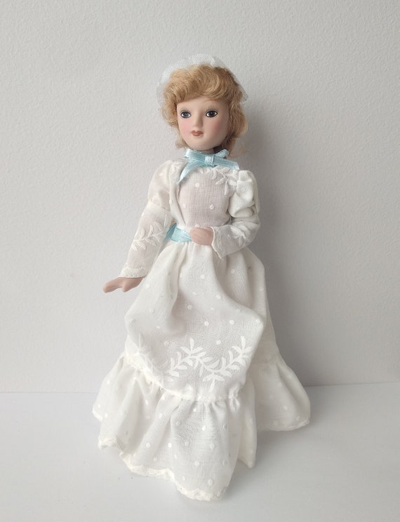 we buy porcelain dolls