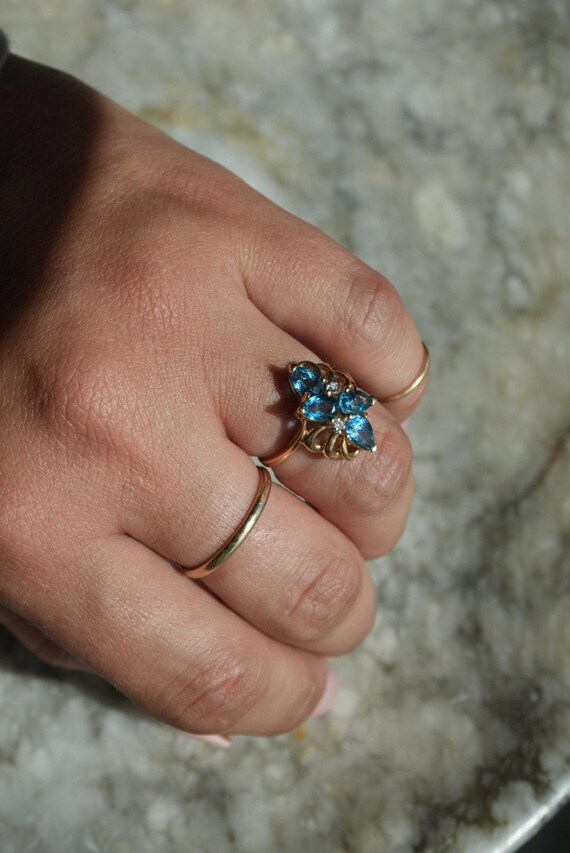 14K TOPAZ CLUSTER RING View 4