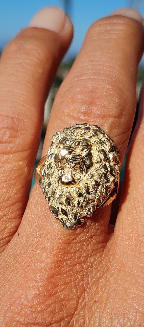 Gold Ripentagram Ring Big vintage gold pentagram - Gem
