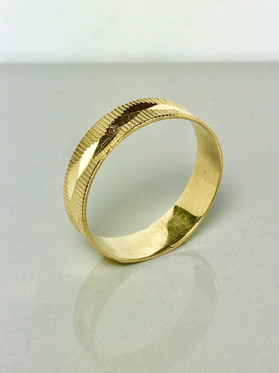 solid gold ring