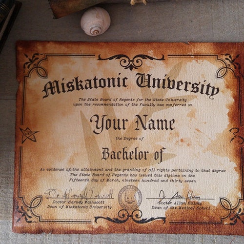 Personalized Miskatonic certificate - H.P. Lovecraft - Cthulhu - Horror - Great Old Ones - Arkham - Mythos - Myth - Dunwich - Madness