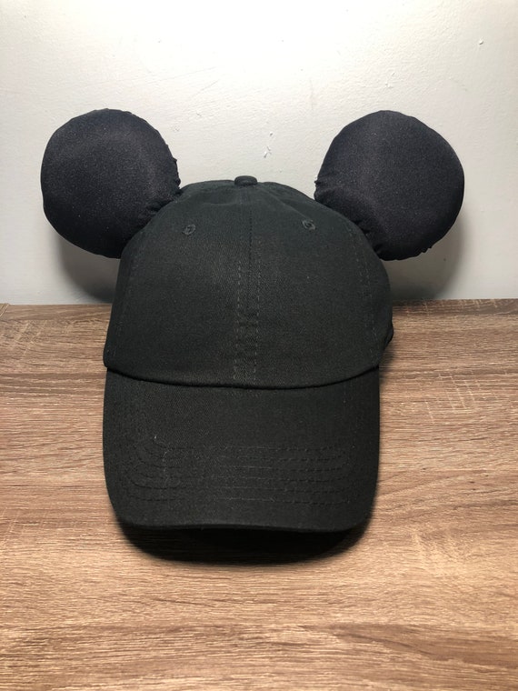 black mickey hat