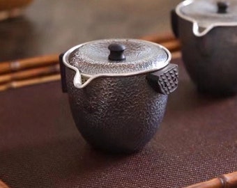 Silberne Houhin Teekanne im japanischen Stil mit Vintage-Look, kleinen Griffen und Knopf aus Ebenholz