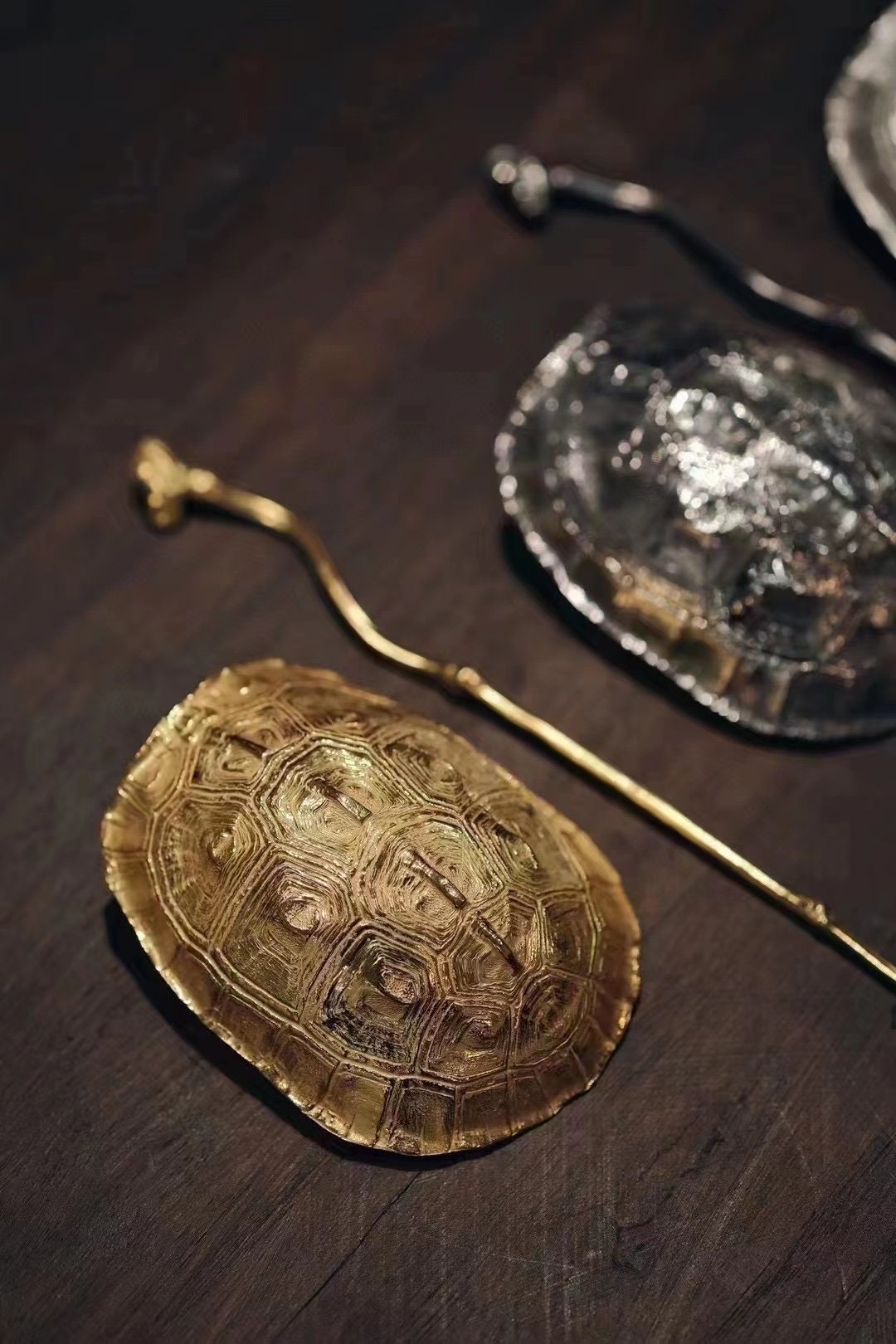 Silver Turtle-shell Like Tea Scoop With Long Tea Spoon for Serving ...