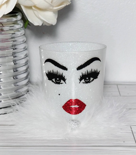 Glitter makeup brush holder Brushes Lashes lips face eyes bow Pink ACRYLIC cup. lipstick kiss. Vanity desk room decor bling sparkle pen