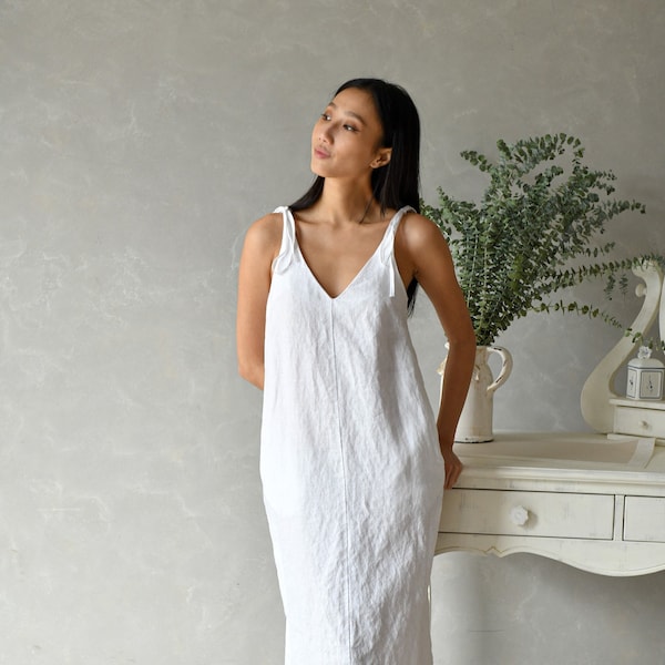 Robe nuisette en lin blanche, Robe à fines bretelles, Robe d'été sans manches, Robe en lin blanche, Robe caraco en lin ZOE, Vêtements de plage en lin