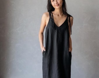 Zwarte linnen onderjurk, mouwloos zomerhemd, losse overgooier: ZOE