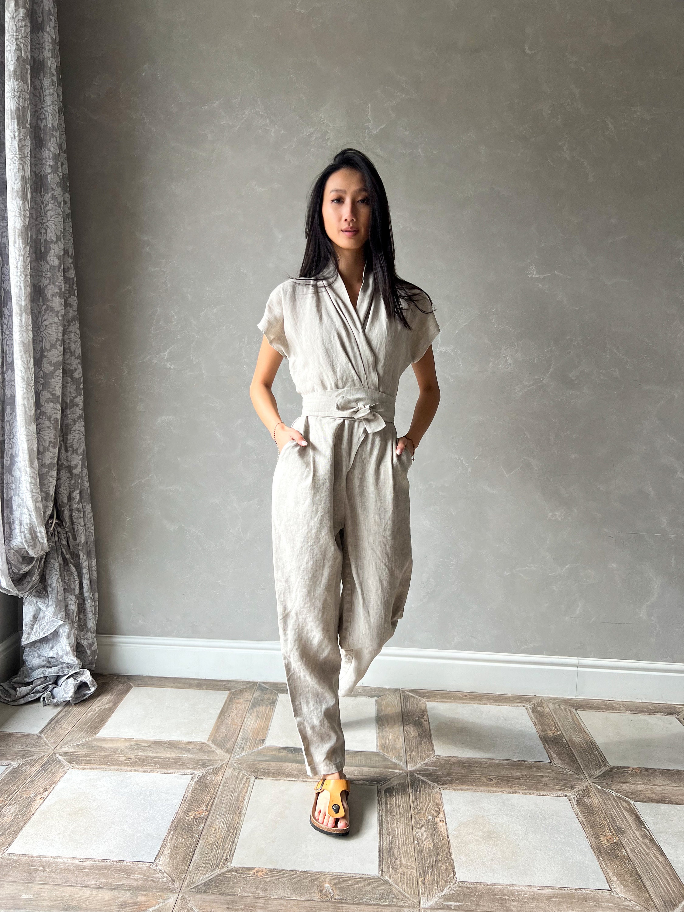 ✨24ss✨HYKE✨LINEN JUMPSUIT✨リネン✨ライトベージュ ✨24ss✨HYKE✨LINEN JUMPSUIT✨リネン✨ライトベージュ - メルカリ