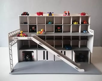 Wooden toy garage, Toy car storage for toy cars, 3-5 year old toddler boy gift, Toy Garage for Toddler