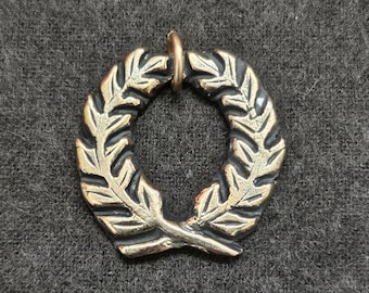 Laurel Medallion Small - cast bronze