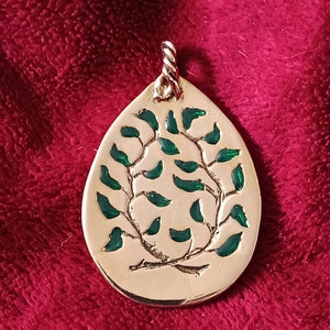 Laurel Medallion - cast bronze with epoxy enamel