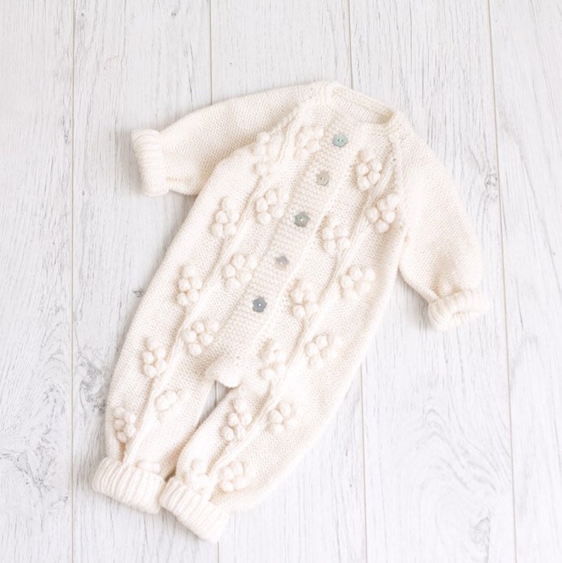MADE TO ORDER Baby jumpsuit Handknitted wool jumpsuit Coming home outfit Baby coveralls Baby girl outfits