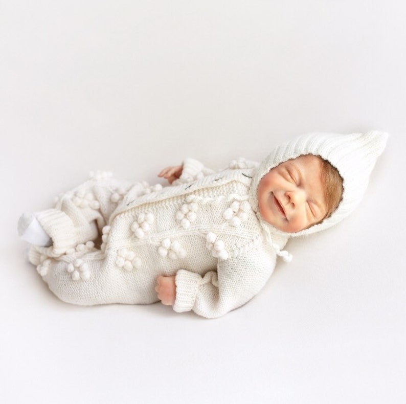 MADE TO ORDER Baby jumpsuit Handknitted wool jumpsuit Coming home outfit Baby coveralls Baby girl outfits