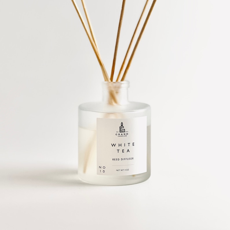 White Tea Reed Diffuser - Thumbnail 3
