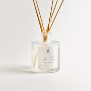 Reed Diffuser, Day at the Spa Reed Diffuser, Home fragrance, Spa Scent,Oil Diffuser, Phthalate Free Diffuser, Non Toxic Diffuser