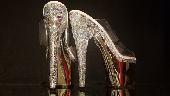 7 inch pleaser heels