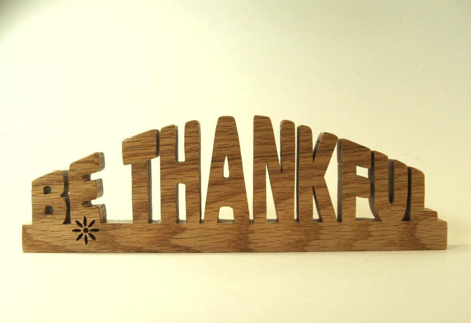 Be Thankful Scroll saw word art for the desk table or shelf Etsy