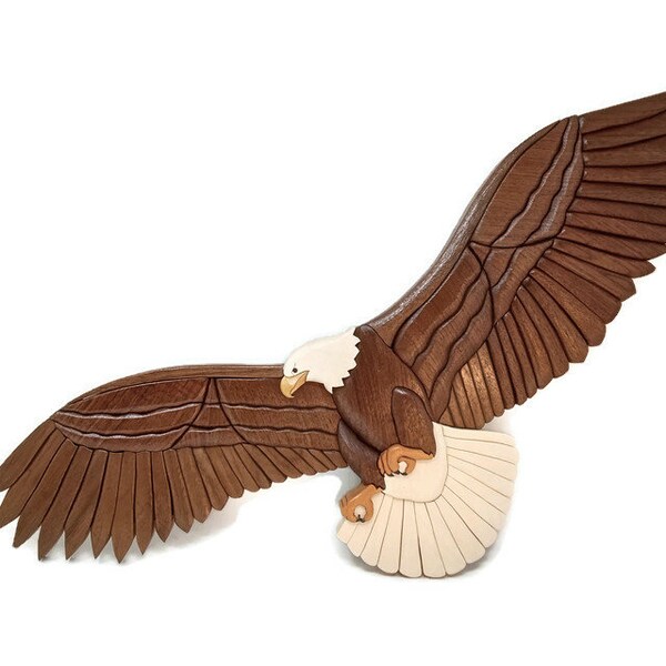 American Eagle wood art,  Intarsia style eagle sculpture.