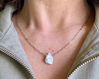 Baroque Pearl Necklace / Keshi Pearl Necklace / Dainty Pearl Necklace / June Birthstone/Bridal Jewelry/ Gold Pearl Necklace/Freshwater Pearl