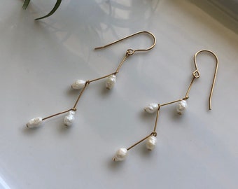 Eleganta 14K guldfyllda pärlörhängen, sötvattenspärlörhängen, pärlörhängen, dinglande pärlörhängen, brudpärlörhängen, bröllop