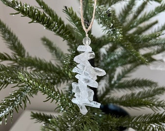 Crystal Ornament / Raw Quartz Ornament / Car Accessory / Gifts for Her / Macrame Accessory / Healing Crystal / Healing Stone