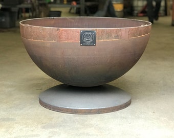 30” Hemisphere Fire Pit on Flanged Base