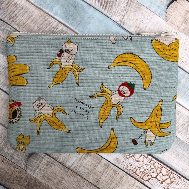 Cat Lover Gift Handmade Quirky Cats Fabric Zipper Mini Pouch Banana Cat Coin Purse Phone Passport Case Card Holder Zippered Wallet