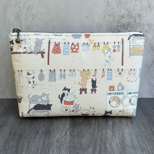 Laundry Cats Makeup Bag, Japanese Kawaii Dance Cat Fabric Handmade Zipper Pouch, Toiletries Cosmetic Case Zippered Travel Clutch, Cat Lover