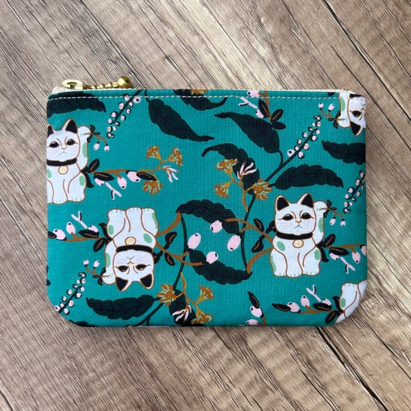 Maneki Neko Coin Purse, Handmade Japanese Lucky Cats Fabric Zipper Pouch, Zippered Change Bag Wallet Earbuds Case Gift Card Holder Cat Lover