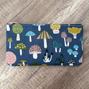 Mushroom Pencil Case, Handmade Japanese Kawaii Mushrooms Toadstool Fabric Zippered Pen Case, Zipper Ouch Pouch, Makeup Bag, Notions, Brushes