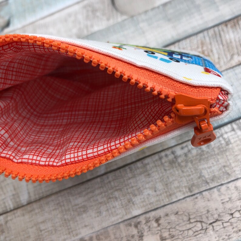 Kid Gift Zippered Kids Change Wallet Card Holder Earbuds Case Coin Purse with Zoo Train Handmade Bunnies Bears Zipper Mini Pouch Bag