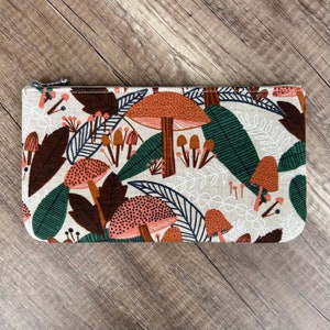 Mushroom Pencil Case, Handmade Mushrooms Fungus Fungi Toadstool Fabric Zippered Pen Case, Zipper Ouch Pouch, Makeup Bag, Notions, Brushes