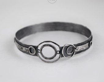 GALAXY Sterling Silber Armband Armreif, oxidiert gehämmert, massiv handgeschmiedet aus Sterling Silber, primitiver Ethno Schmuck, unisex