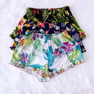 Tropical Pattern Ruffle Shorts Adult Women Summer Vacation Spring Birthday Gift Graduation Photoshoot Hawaiian Shorts PJ Shorts S M L XL XXL