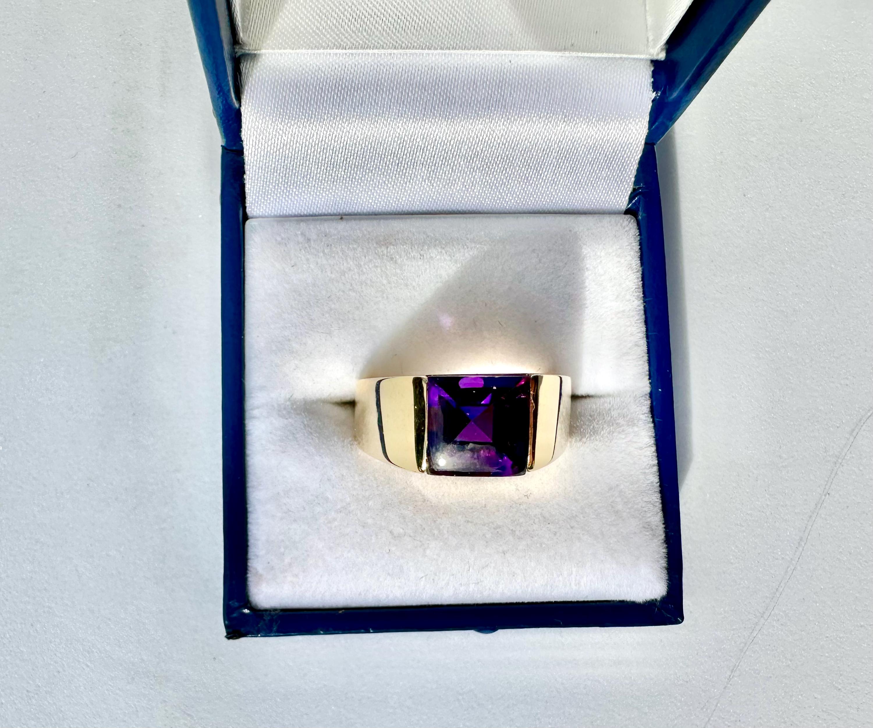 Cartier amethyst ring discount
