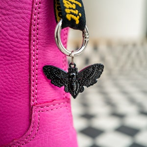 Schwarze Motte Boot Charms Bild 3