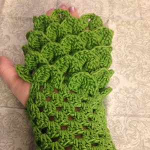 Crochet Dragon Scale Gloves, Crochet Dragon Scale Fingerless Gloves