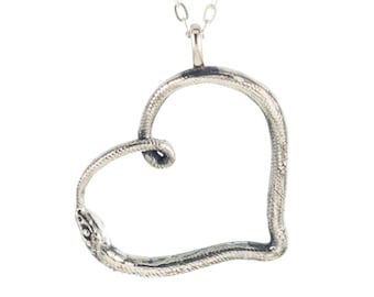 The Sacrement Heart Snake Ouroboros Necklace - HIM Band