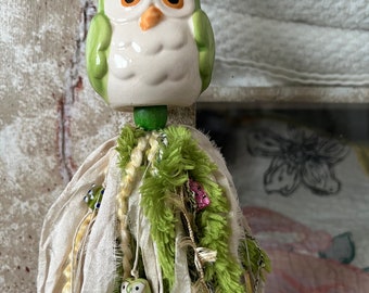 Tassel Owl Green