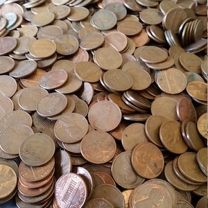 40 Pounds UNSEARCHED, Machine Sorted, US Lincoln Copper Pennies (?-1982) -- Approximately 5800 Pennies -- 168 Dollars Worth of Copper